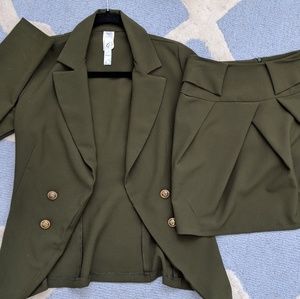Blazer and skirt that match